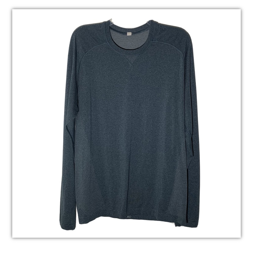 Lululemon Men's Long Sleeve Vented Knit Shirt